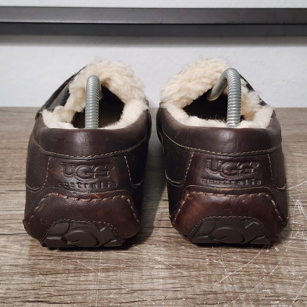 UGG Ascot Men's Leather Sheepskin Lined Slippers Moccasins Size 11 Brown - Picture 4 of 9